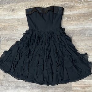 Size 2 White House Black Market Strapless Ruffle Mini Cocktail Dress with Belt